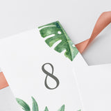 Banana leaves table decorations by LittleSizzle